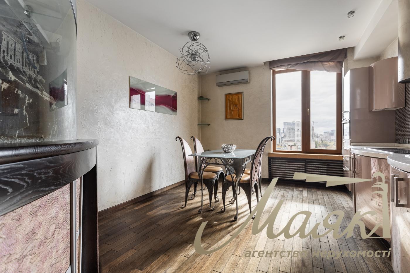 Продажа квартиры 170 м² в Дипломат Холл, ул. Жилянская, 59, центр Киева