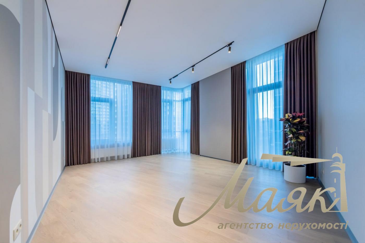 Продаж 3-кімнатної квартири 103м2 у ЖК "Новопечерські Липки", Драгомирова/Верхогляда 17Б, Печерськ, дизайнерський ремонт