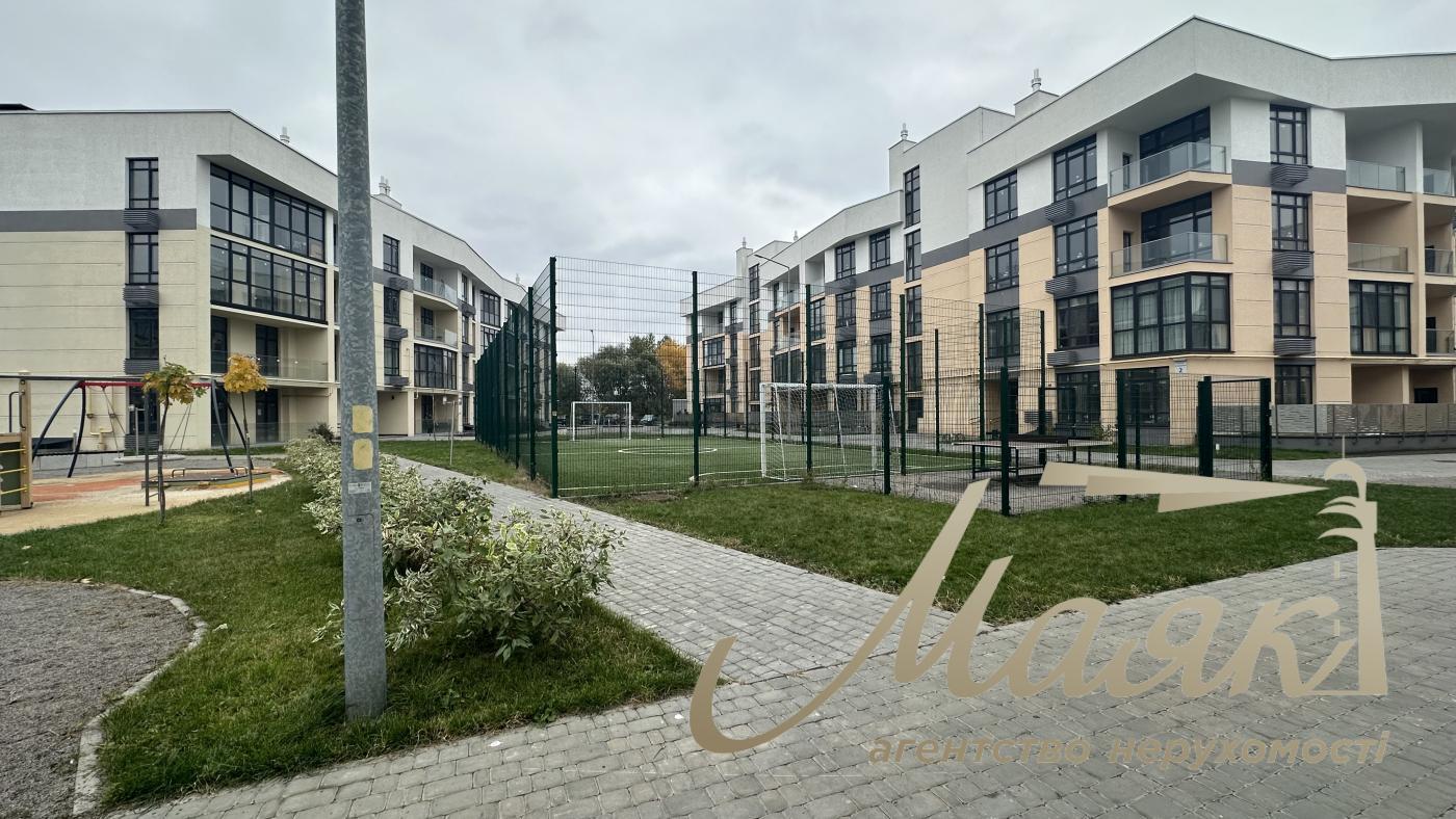 Rent of facade space 57m2 residential complex "Italian Quarter"