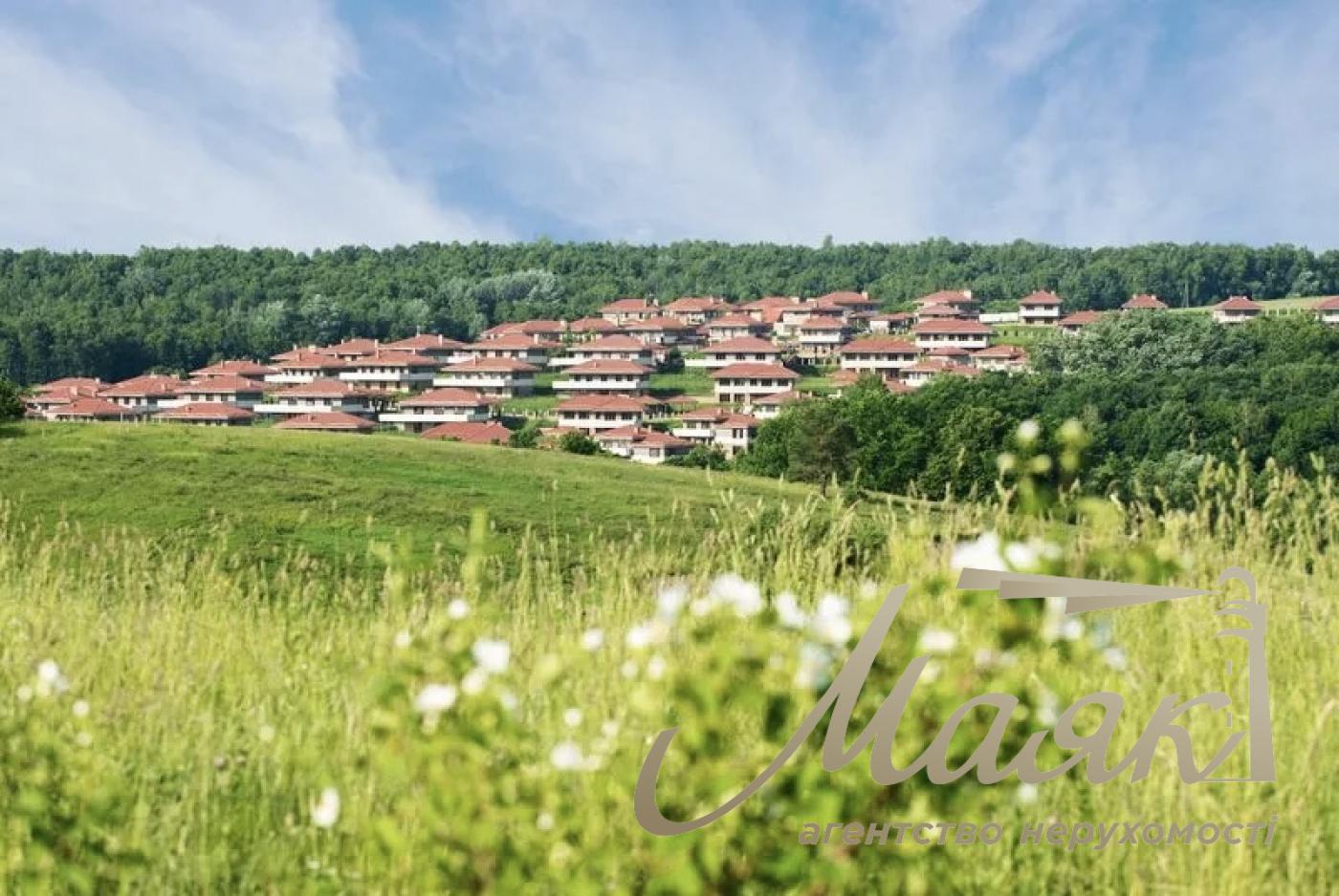 Rent 2-storey house 220m2 in. Ivankovici/Kruglyk, KG "Maetok"