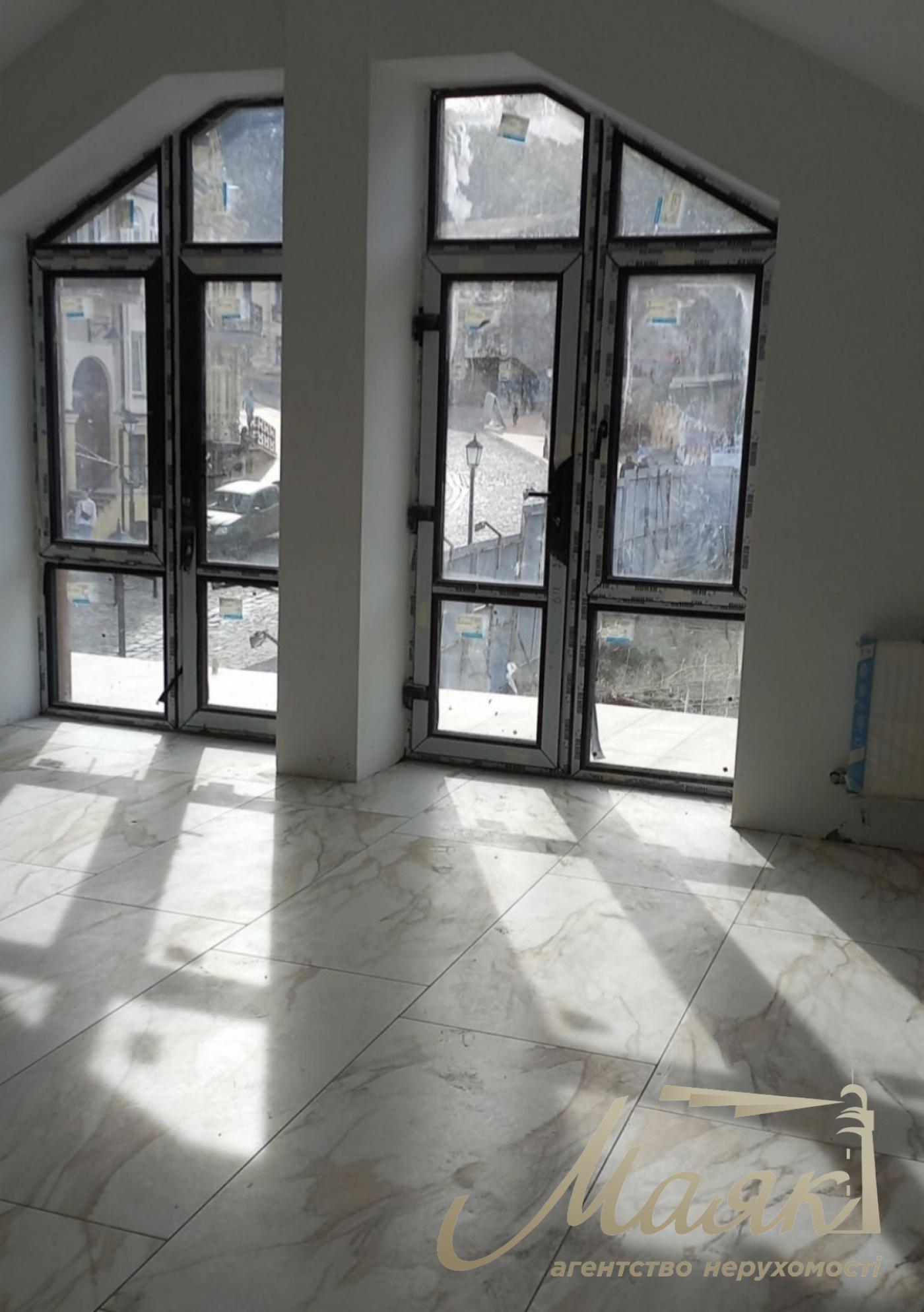 Оренда окремої будівлі 380 м.кв. Андріївський узвіз, Центр