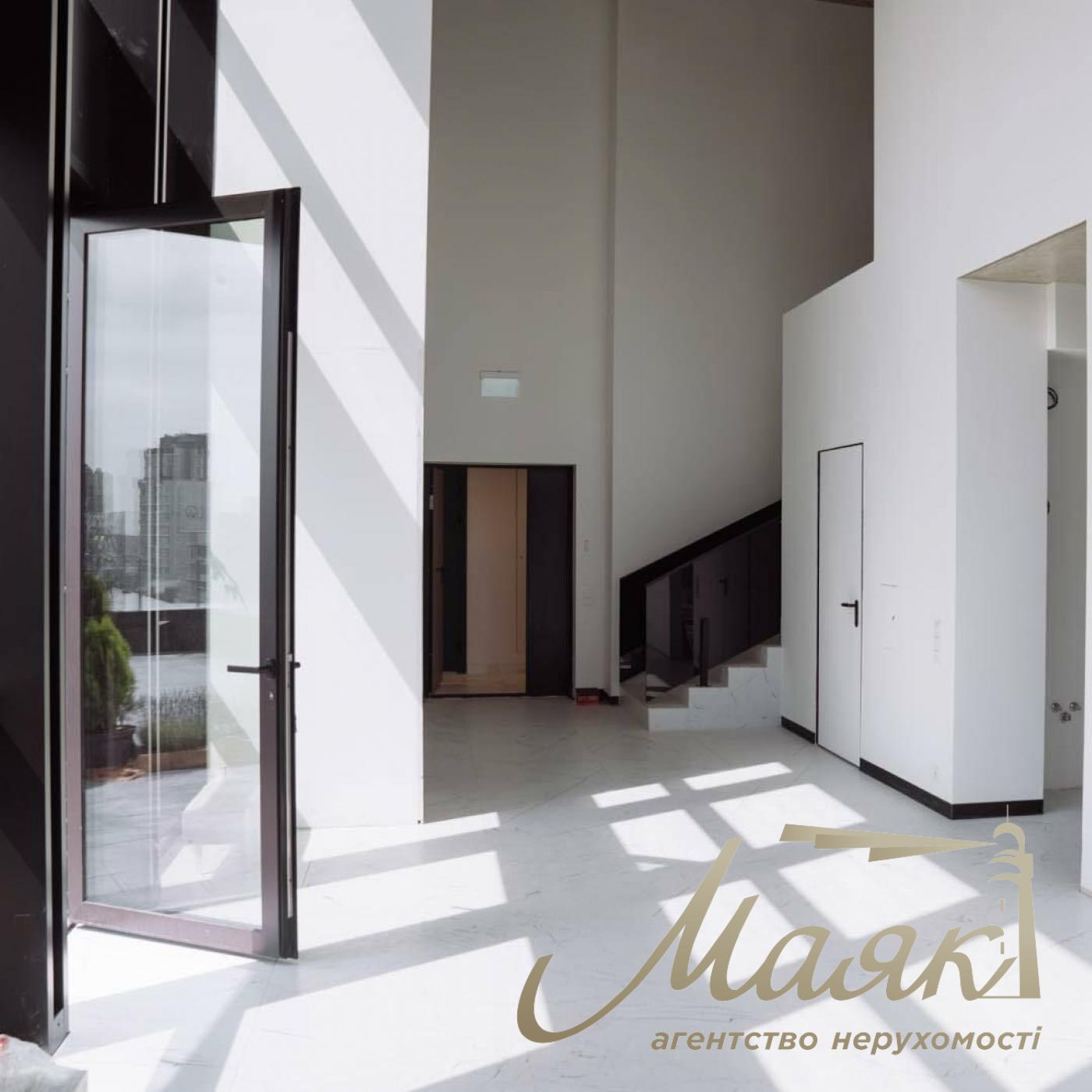 Sale of apartment in Trinity residential complex, Tyutyunnika st., 39