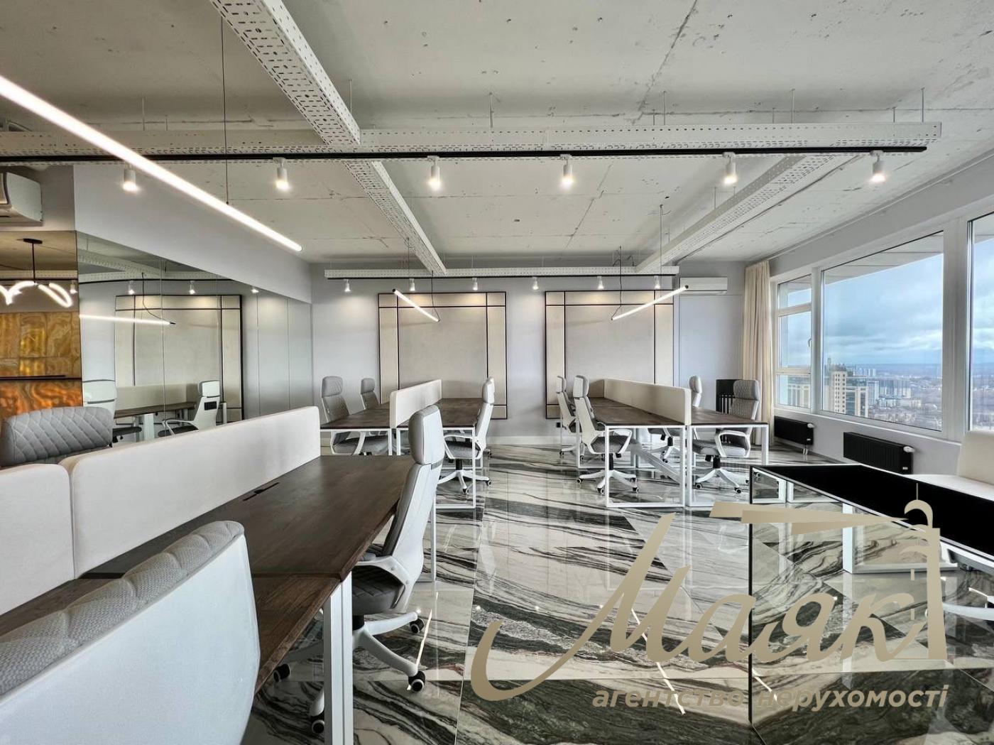 Sale of office with tenant Business Center Carnegie, Klovsky descent street