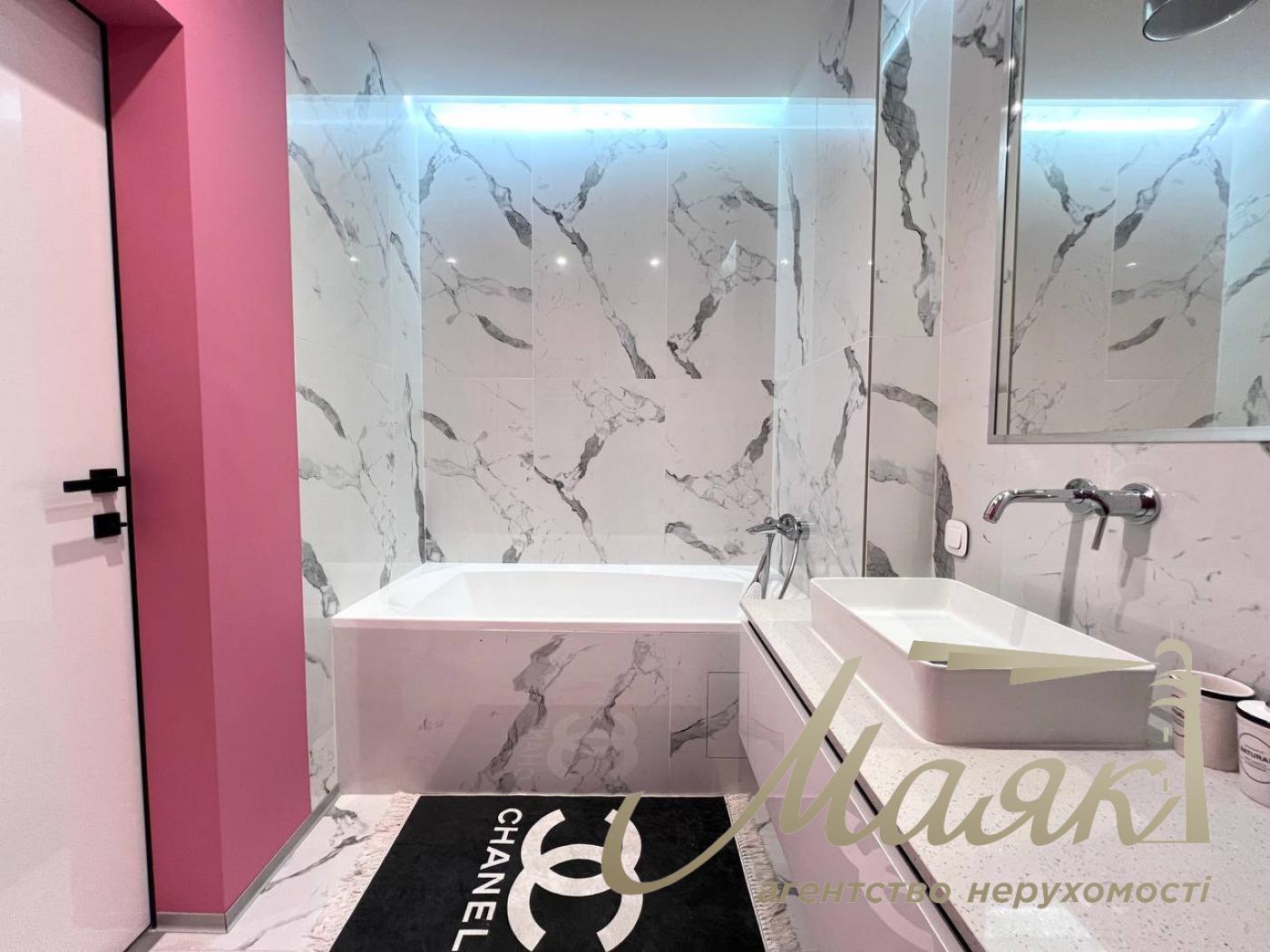 Аренда 3-х комнатной квартиры в ЖК New York Concept House, ул.Антоновича 74