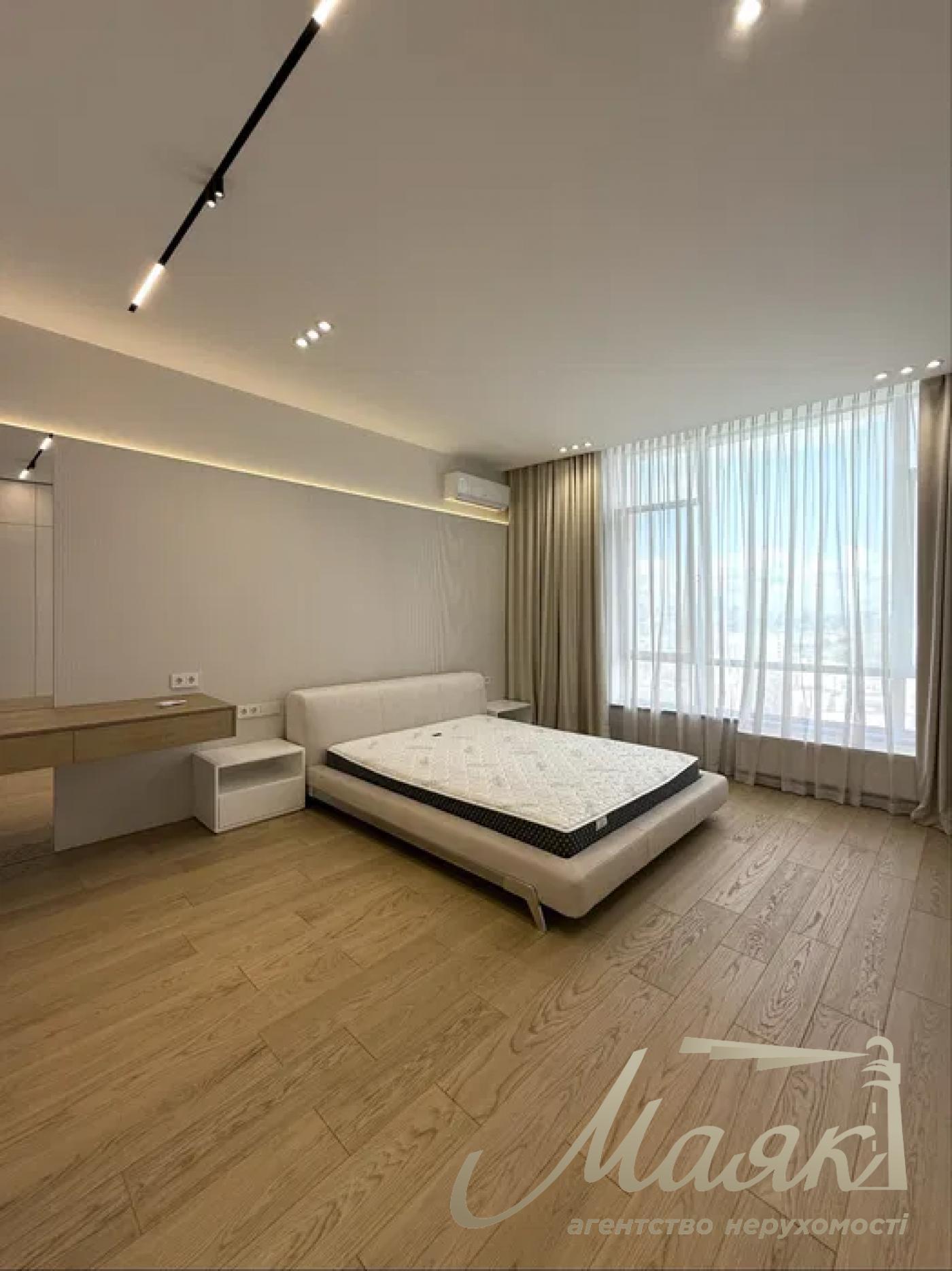 Rent 3-room apartment in Park Avenue VIP Residential Complex