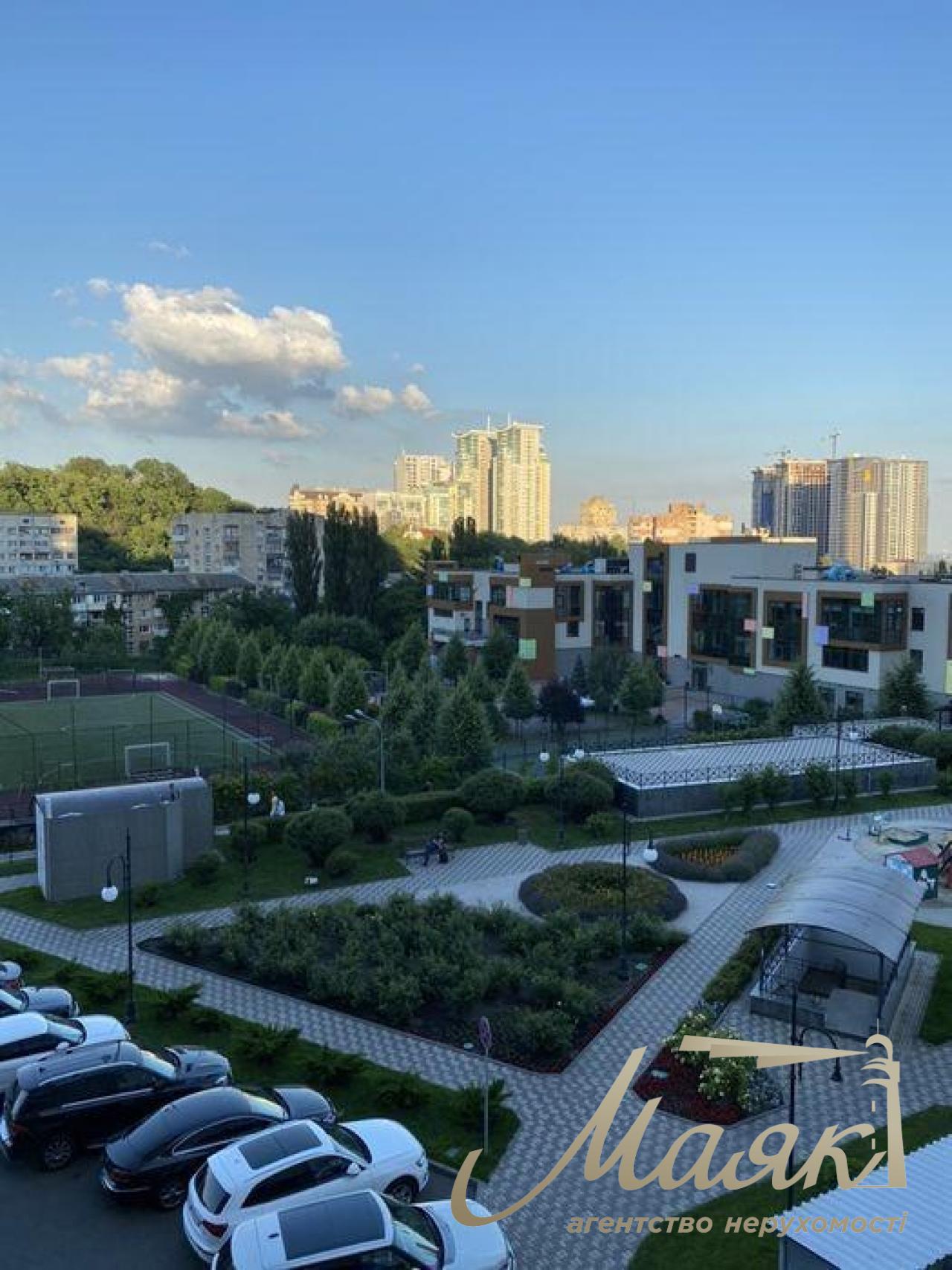Продаж 2-кімнатної квартири ЖК Нововопечерські липки/ вул. Драгомирова, 7