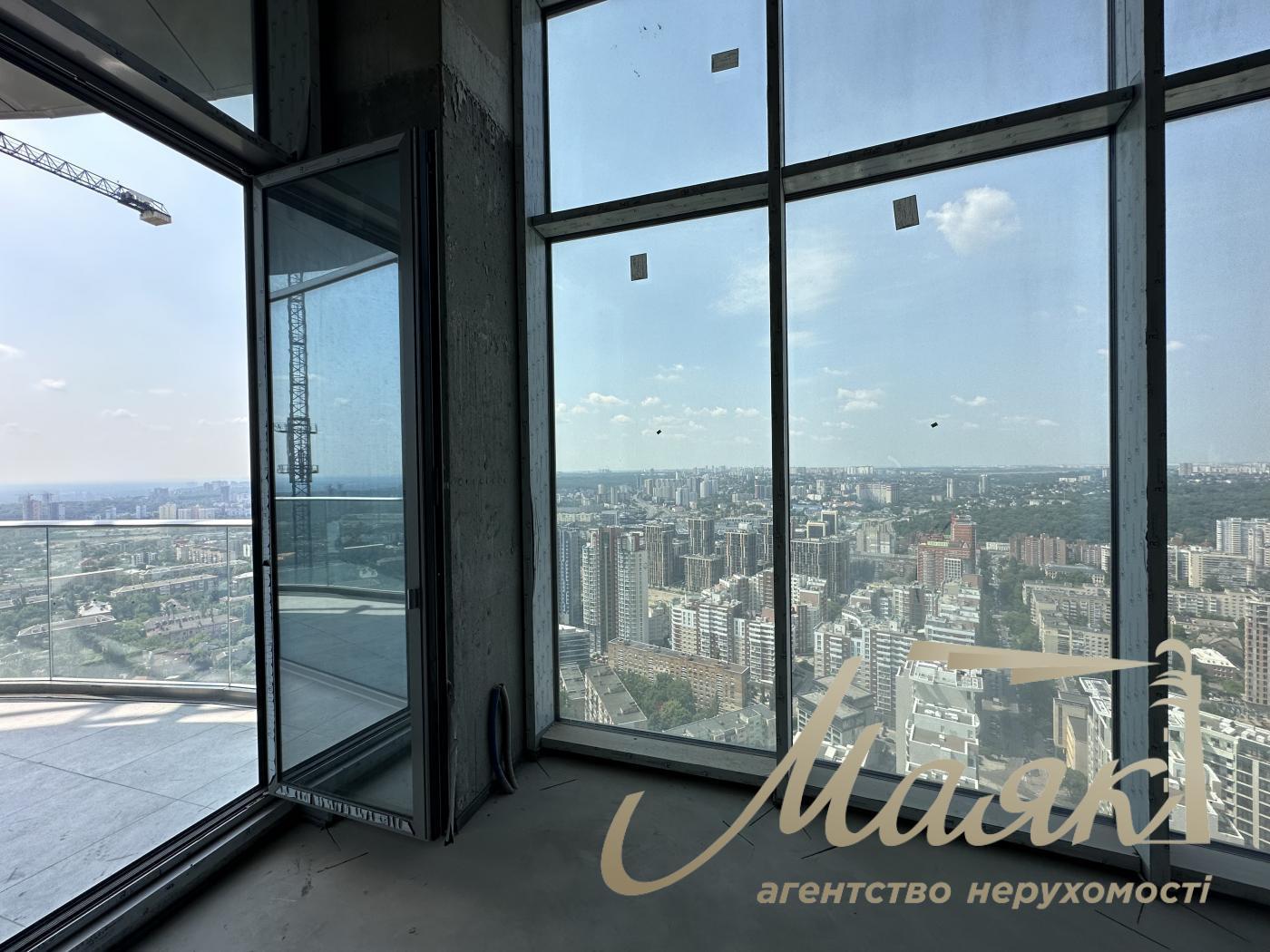 Оренда видового пентхауса в ЖК Taryan Towers, вул. Патріса Лумумби, 12