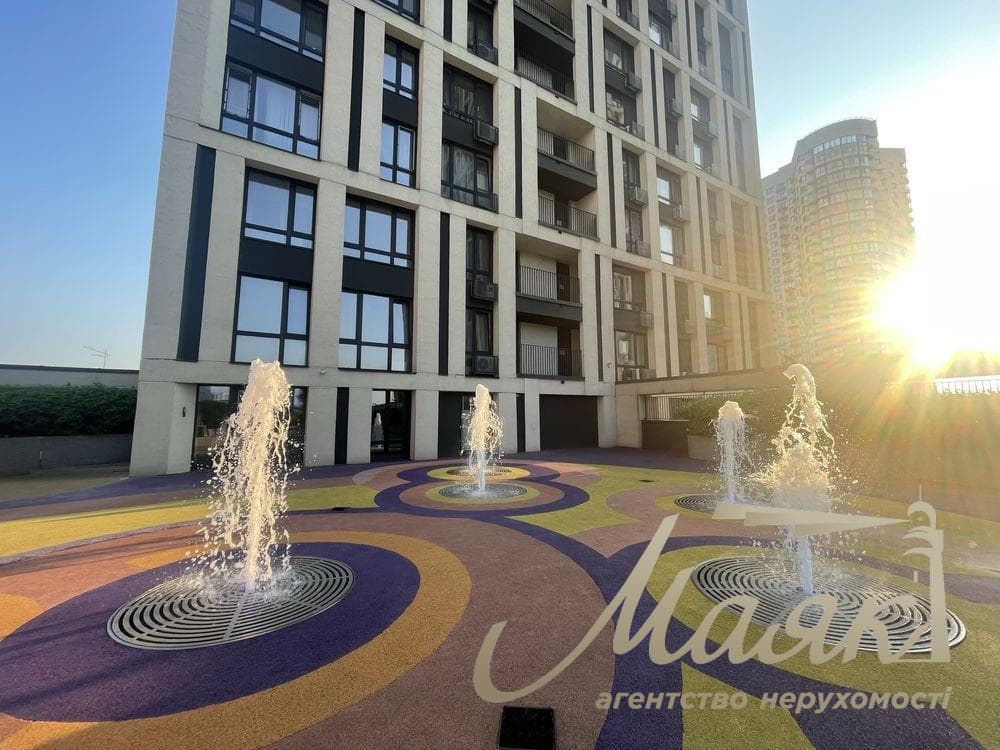 Продаж квартири з гарним видом площею 44 м², ЖК «Славутич», Лівий берег
