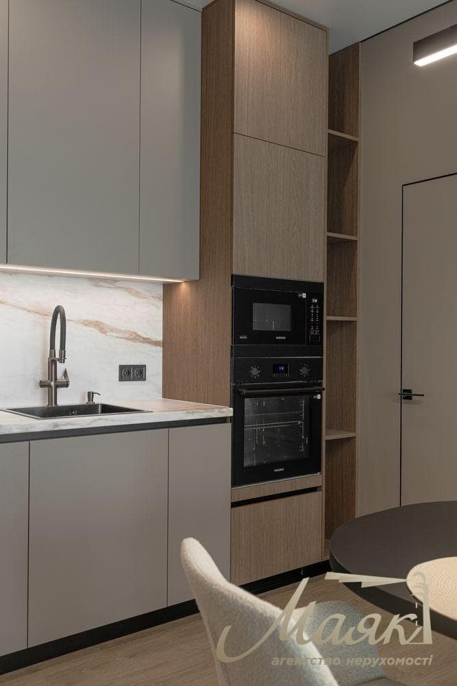 Оренда 2-поверхового будинку площею 150 м², Крюківщина