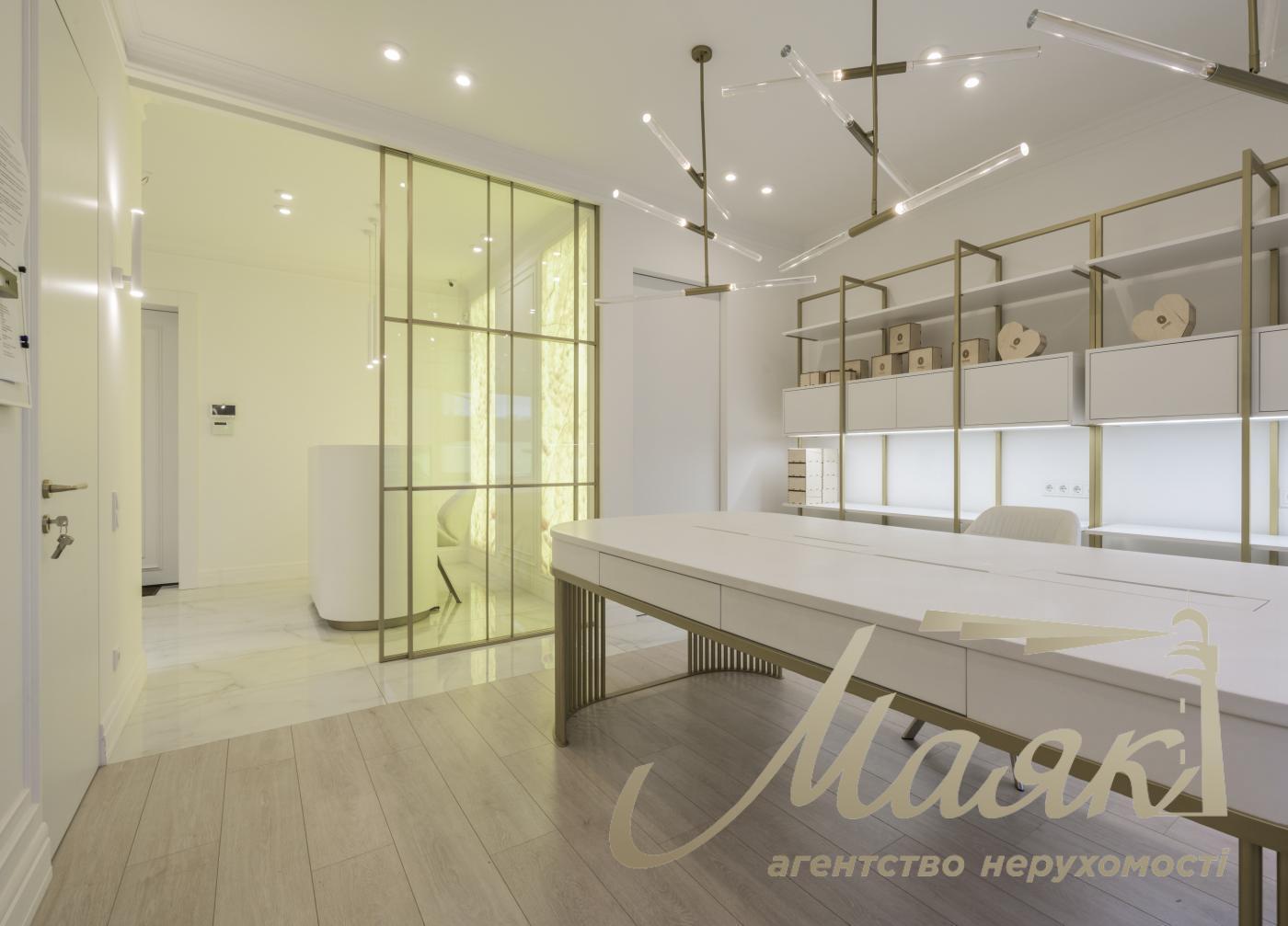 Продаж 3-к квартири 87 м2, вул. Антоновича (Горького), 103, м. Київ