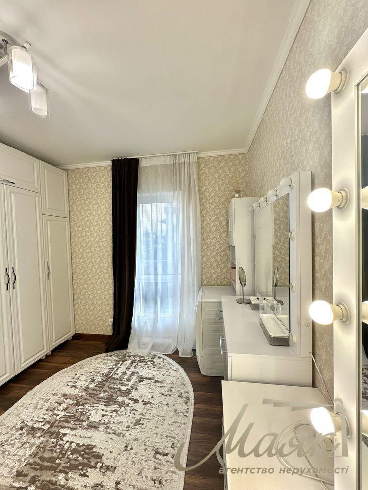 Оренда двоповерхового будинку площею 110 м² на ділянці 4 сотки. Петропавлівська Борщагівка, Києво-Святошинський район.