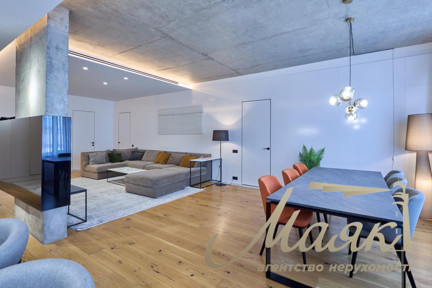 Rent 5-room apartment LCD Novopecherskie Lipki, Verkhoglyada street (Dragomirov)