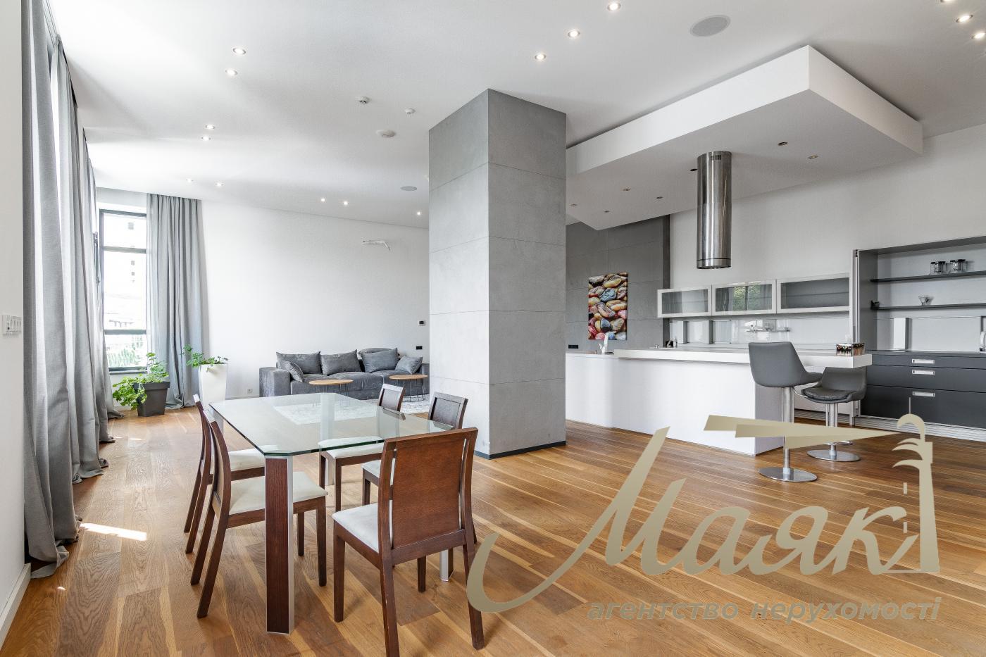 Оренда будівлі 3500м2 у с. с. Красне Перше, поруч із м. Обухів