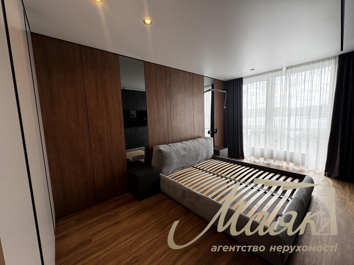 For sale 3-bedroom apartment in LCD Great