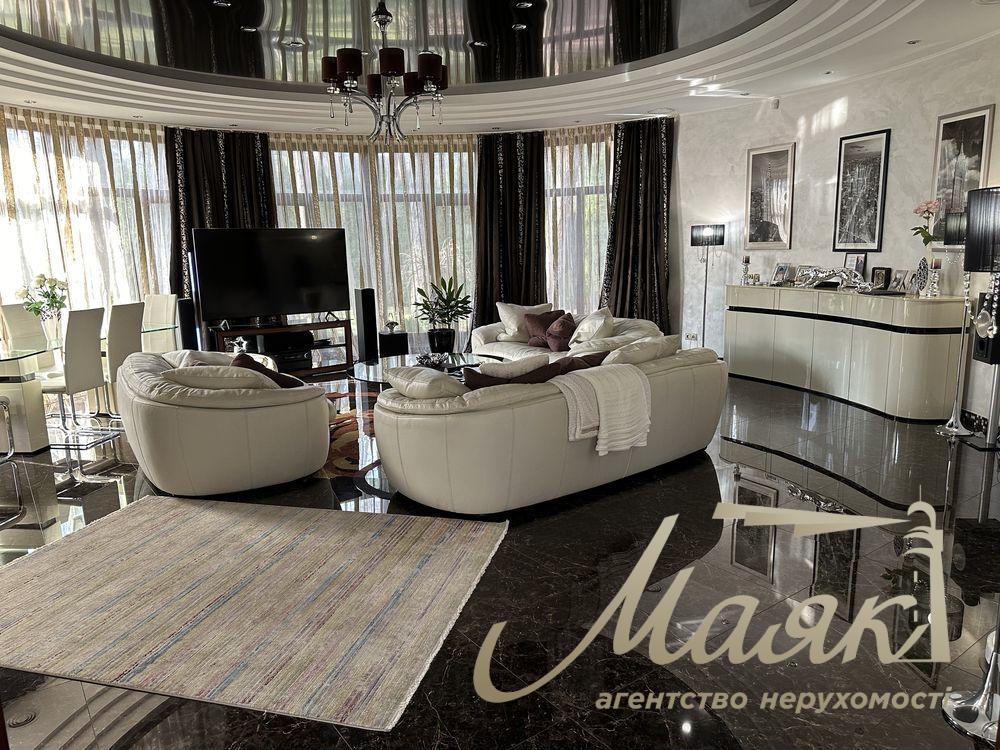 Оренда затишного будинку площею 560 кв.м у с.Козин (Конча-Заспа).