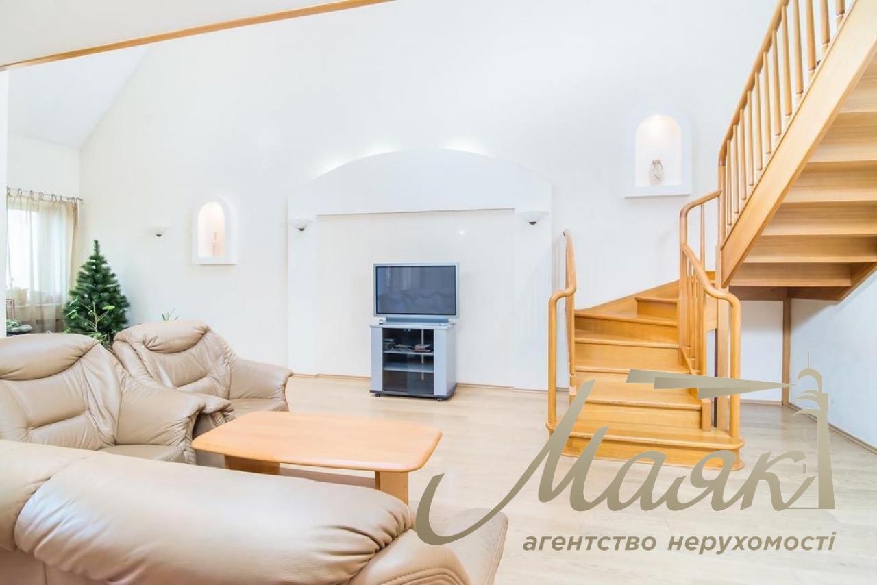 Продажа многоуровневой квартиры, 5 комнат, 350 м2, пр-т Героев Сталинграда 24, Оболонь.