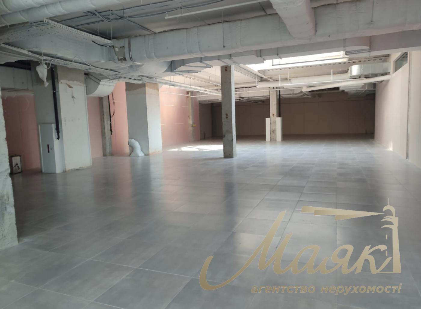 Аренда офиса 215м2 в БЦ Lake Plaza, ул.Героев Полку Азов 12-А, Оболонь