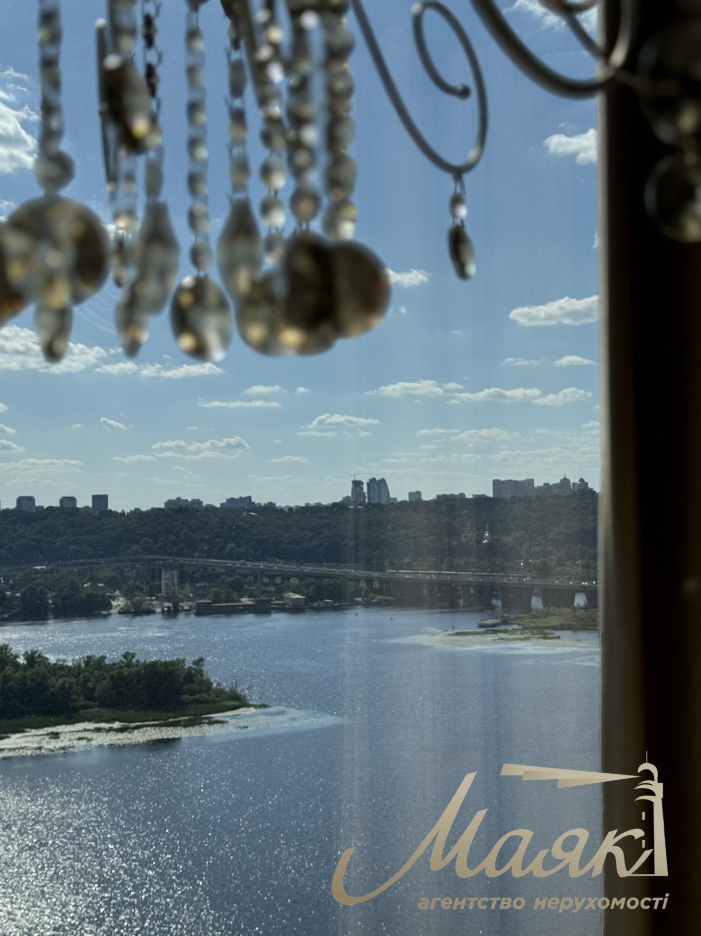 Sale of 1-room apartment in the Great residential complex, Dneprovskaya Embankment