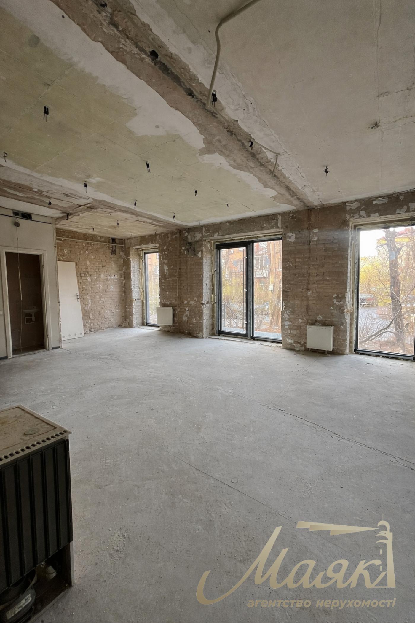 Rent commercial premises 43 sq.m. sq. str. Kateryna Belokur, Pecherskiy r-n.