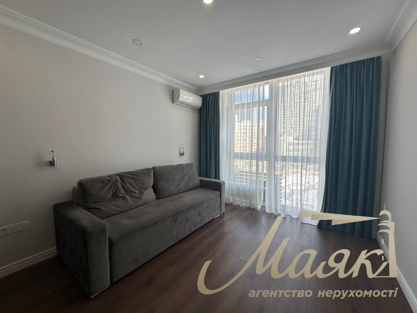 Аренда 3-х комнатной квартиры в ЖК Французский квартал 2, ул. Предславинская, Печерский район.