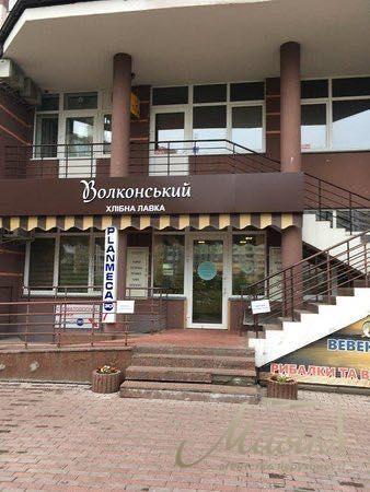 Оренда комерційного приміщення по вул. Анни Ахматової 32/18, біля River Mall