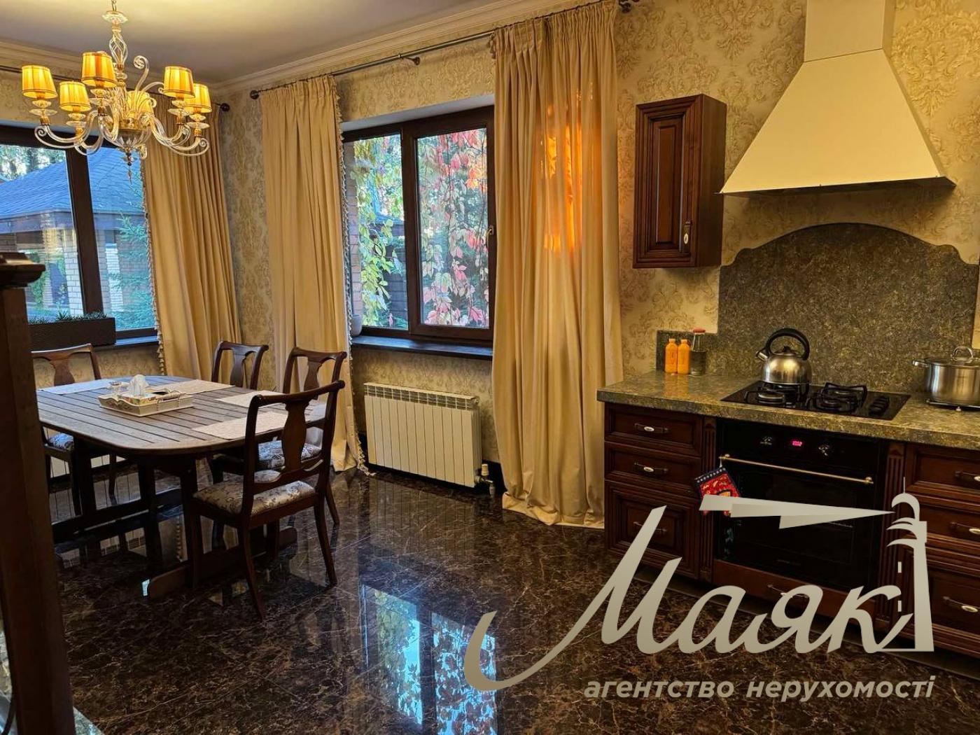 Оренда комфортного будинку 190м2 з ділянкою 20 соток у Музичах