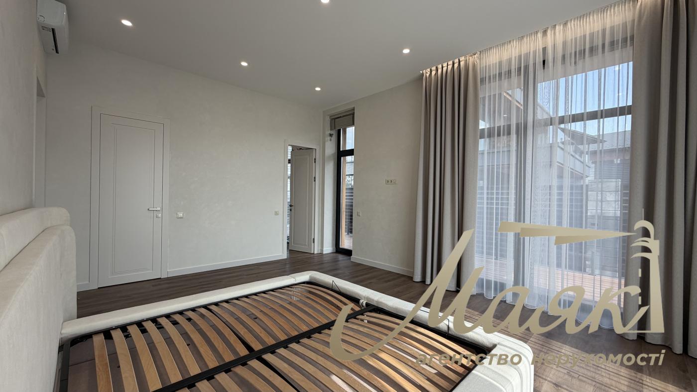 Продаж 2-х поверхового будинку 200м2, КМ Нова Ходосівка