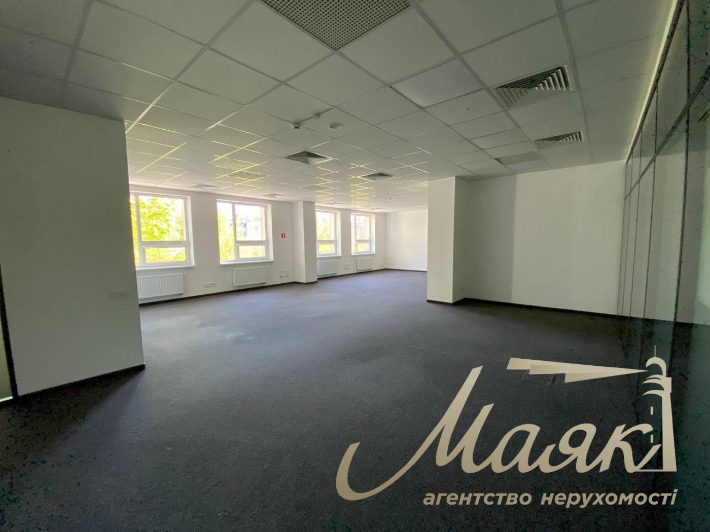 Аренда офиса 648 м2 в БЦ на Дорогожичах, возле метро