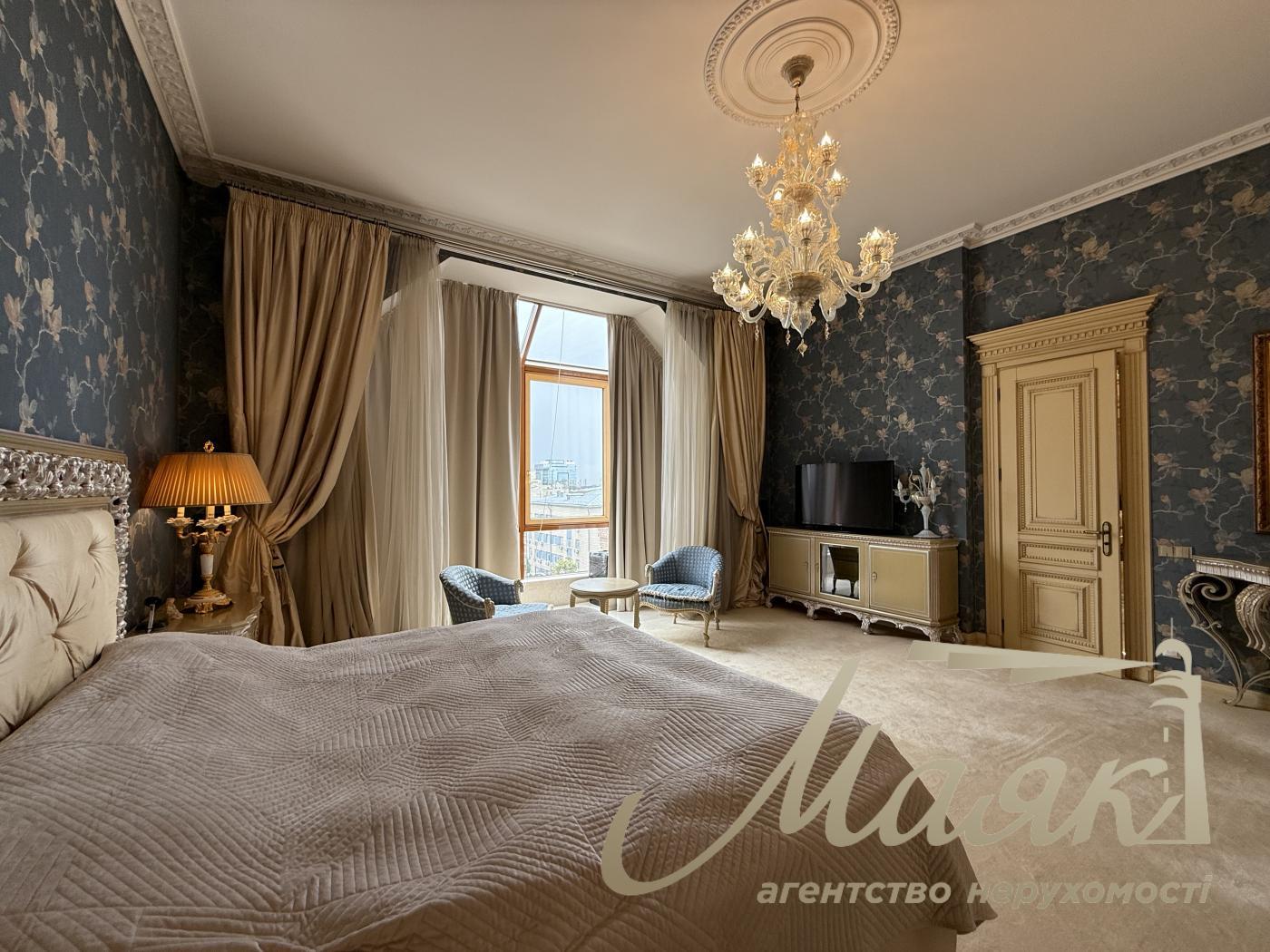 Аренда видовой 3к квартиры 245 кв. м на ул. Паторжинского 14, Центр, Шевченковский район