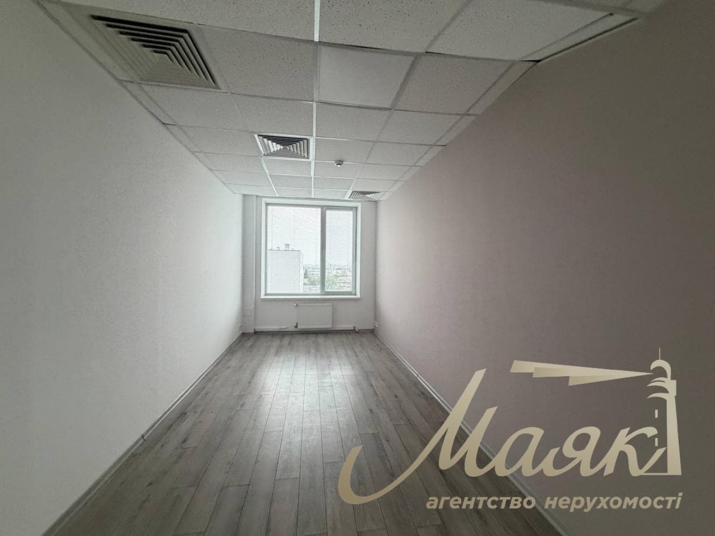Оренда офісу площею 750 м² у бізнес-центрі «Доміно», вул. Нижній Вал, 51, Поділ.