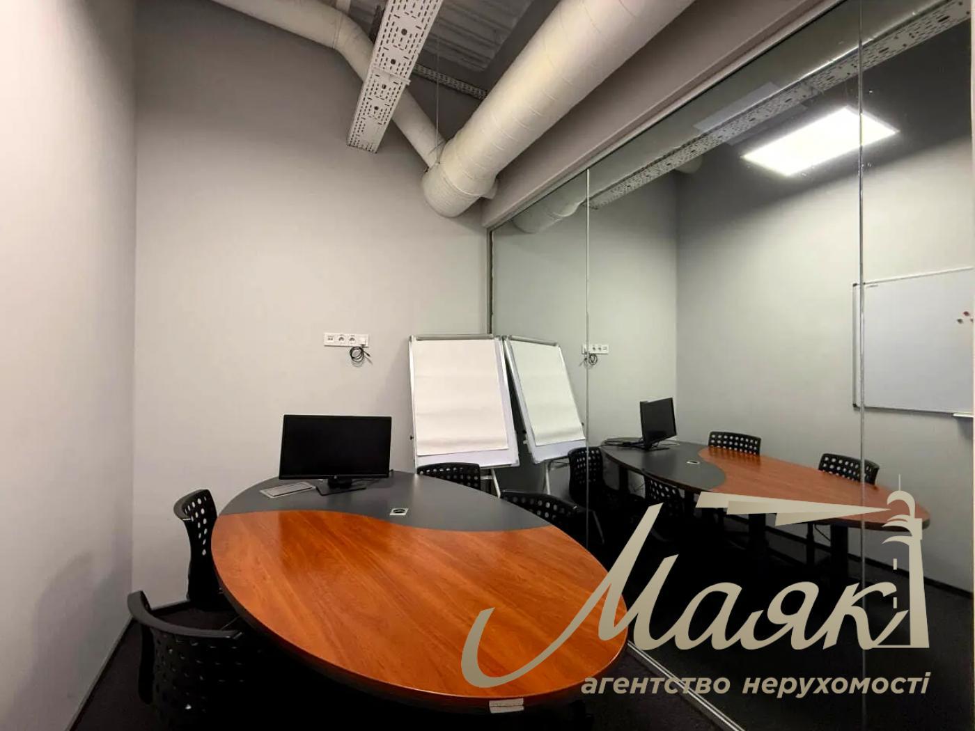 Оренда офісу 630 м2 у БЦ вул.Гайдара 58/10, Олімпійська