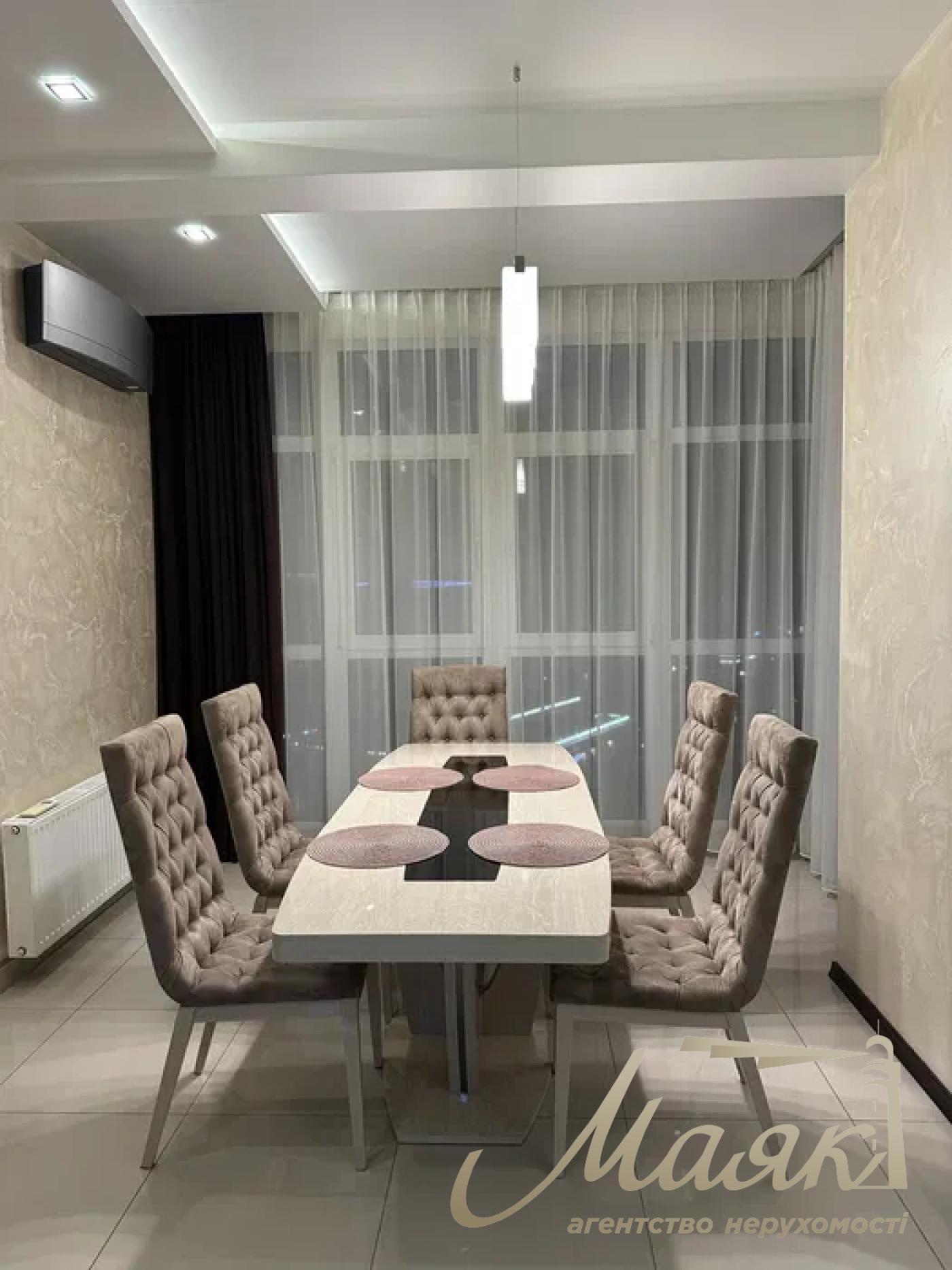 Оренда 3х кімнатної квартири 110 м², ЖК Новопечерські Липки