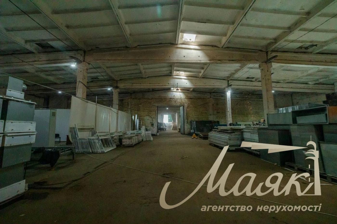 Продаж складу (овочесховище) площею 2789 м², Броварський район