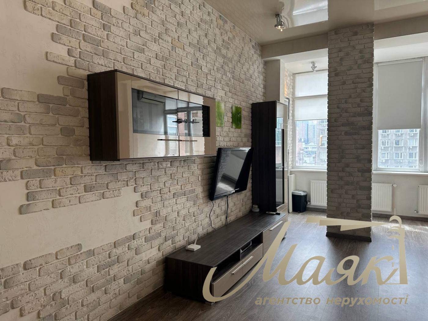 Аренда 1 комнатной квартиры в ЖК Елегант, ул.Жилянская 118, метро Университет