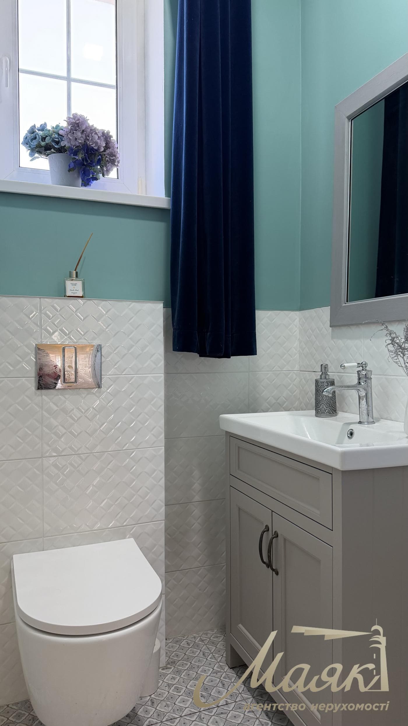 Продаж преміального 3х-поверхового будинку 350 м² у Гореничі, Бучанський район, Київська область