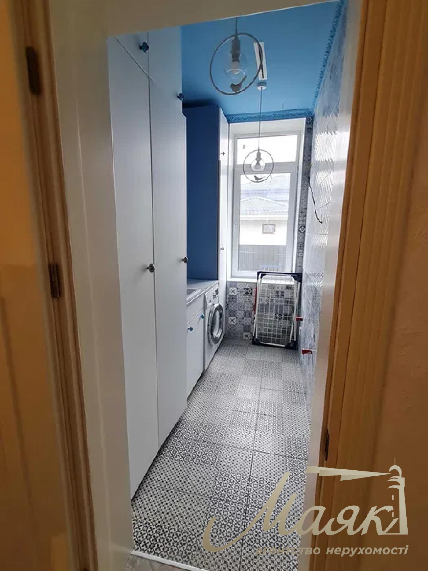 Sale of 3-storey house 240 sq.m. Obolon. Kyiv.