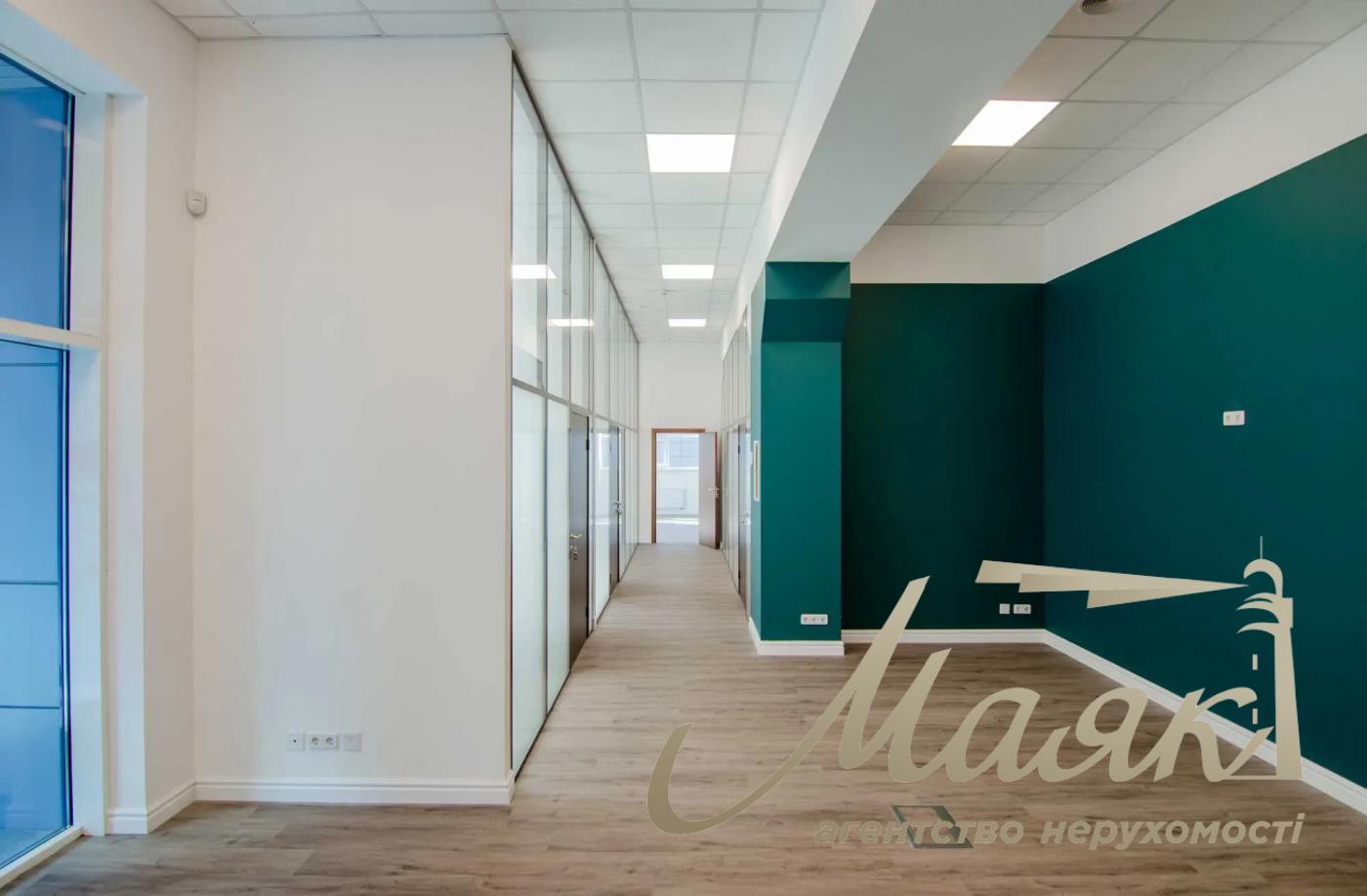 Аренда офиса 588м2 в бизнес-центре Victoria Park, пер. Ахтырский, Киев