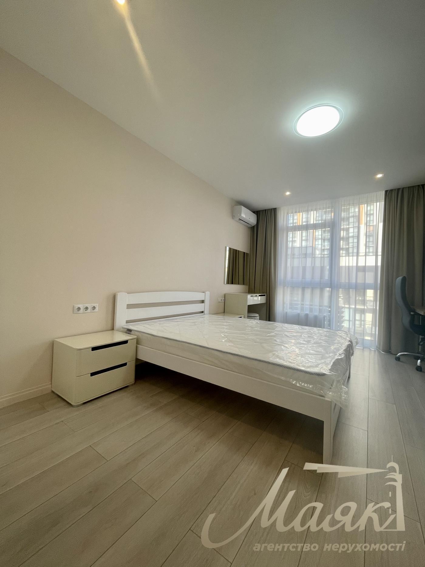 Аренда 3к. квартиры, ЖК "Французский квартал", ул. Предславинская