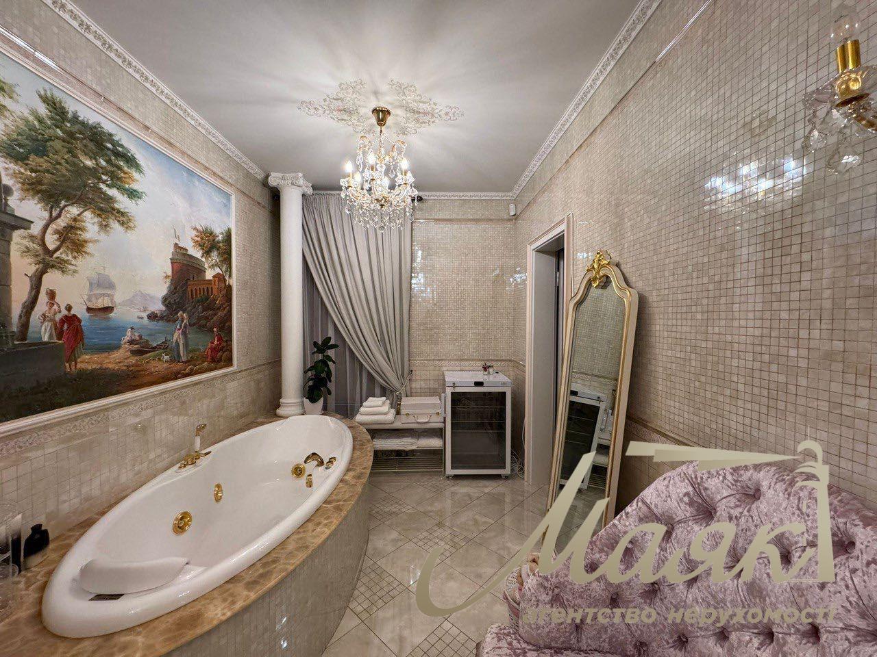 Rent a house 470m2 with access to water in SMT Kozin/Koncha zaspa