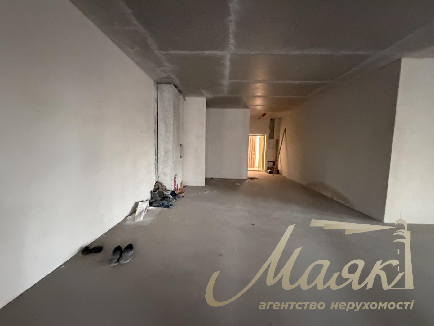 Sale of facade commerce in Residential Complex Novopechersky Lipki