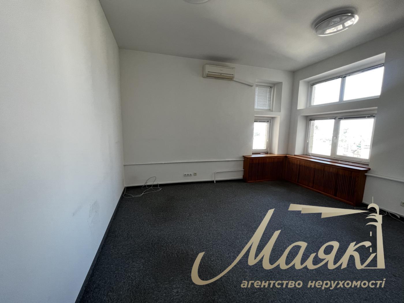Office space for rent 160m2, Antonovicha st. 103A, Pechersk