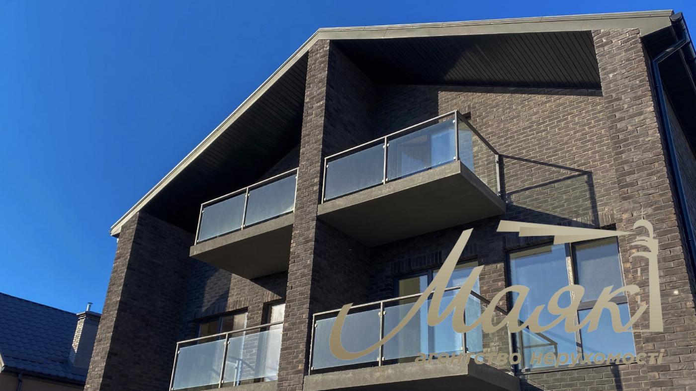 Sale duplex 240m2 with bomb shelter, Solomyanskiy district, Zhulyany, Kiev