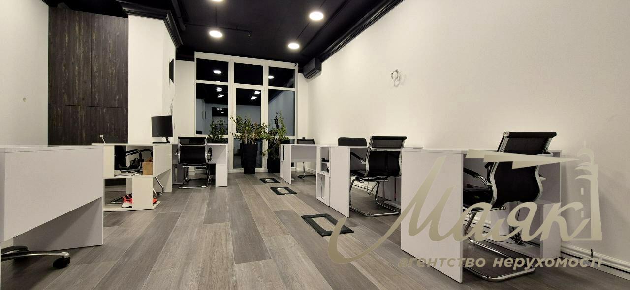 Аренда офиса 190м2 в ЖК Покровский Посад, ул.Глибочицкая.