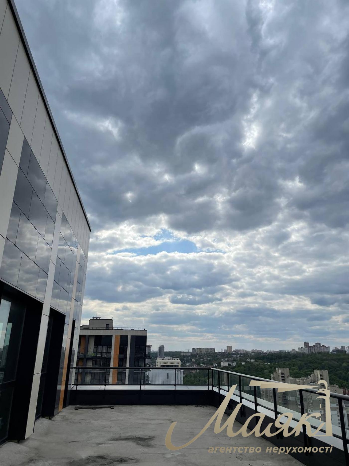 Французький квартал 2 унікальна квартира з терасою унікальна квартира з терасою