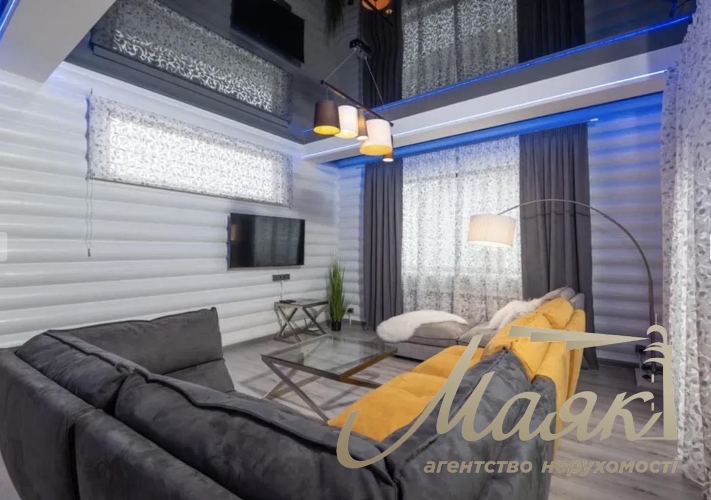 Оренда 2-х поверхового будинку 250м2 , Круглик