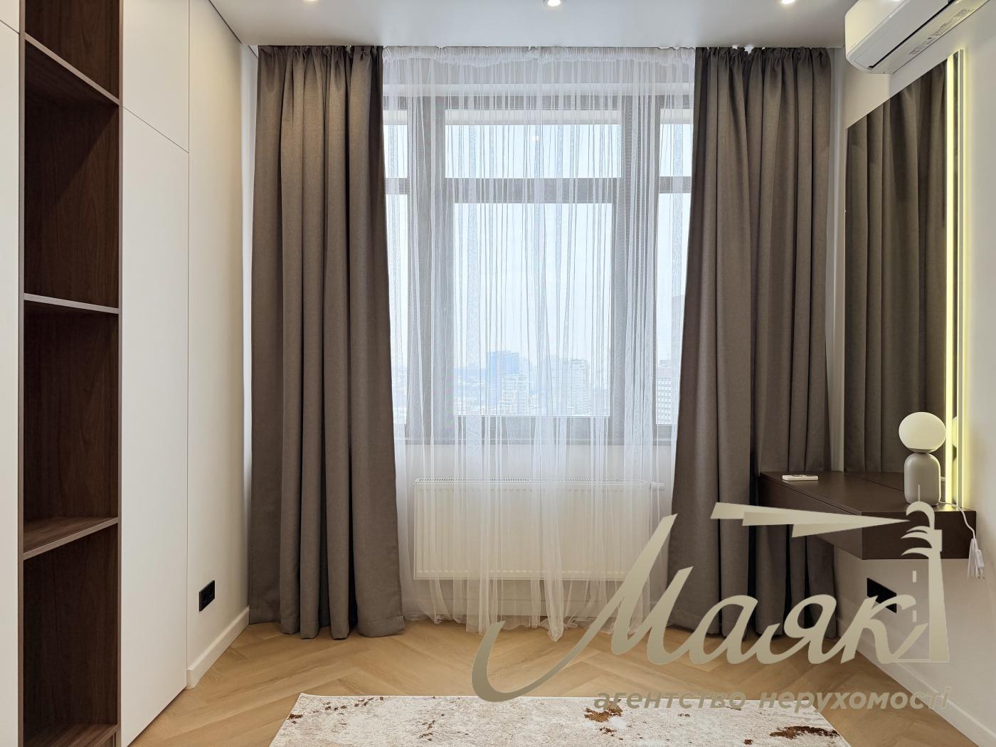 Оренда 3-кімнатної квартири 91м2 у ЖК "Фундуклеївський", Центр Києва, вул. Богдана Хмельницького, 58А.