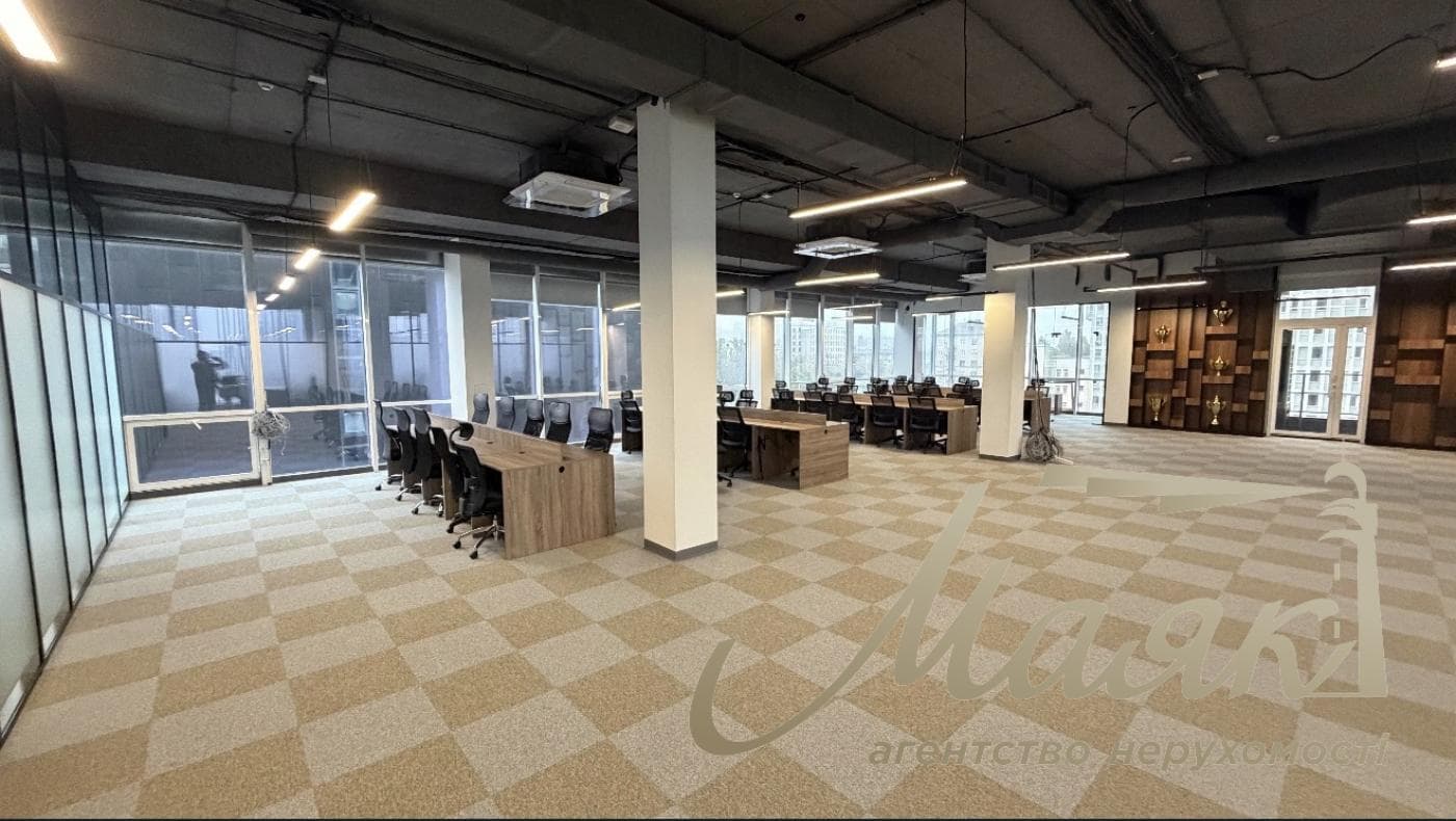 Оренда офісу в бізнес-центрі TRINITY Печерський район 534 м² 6-й поверх