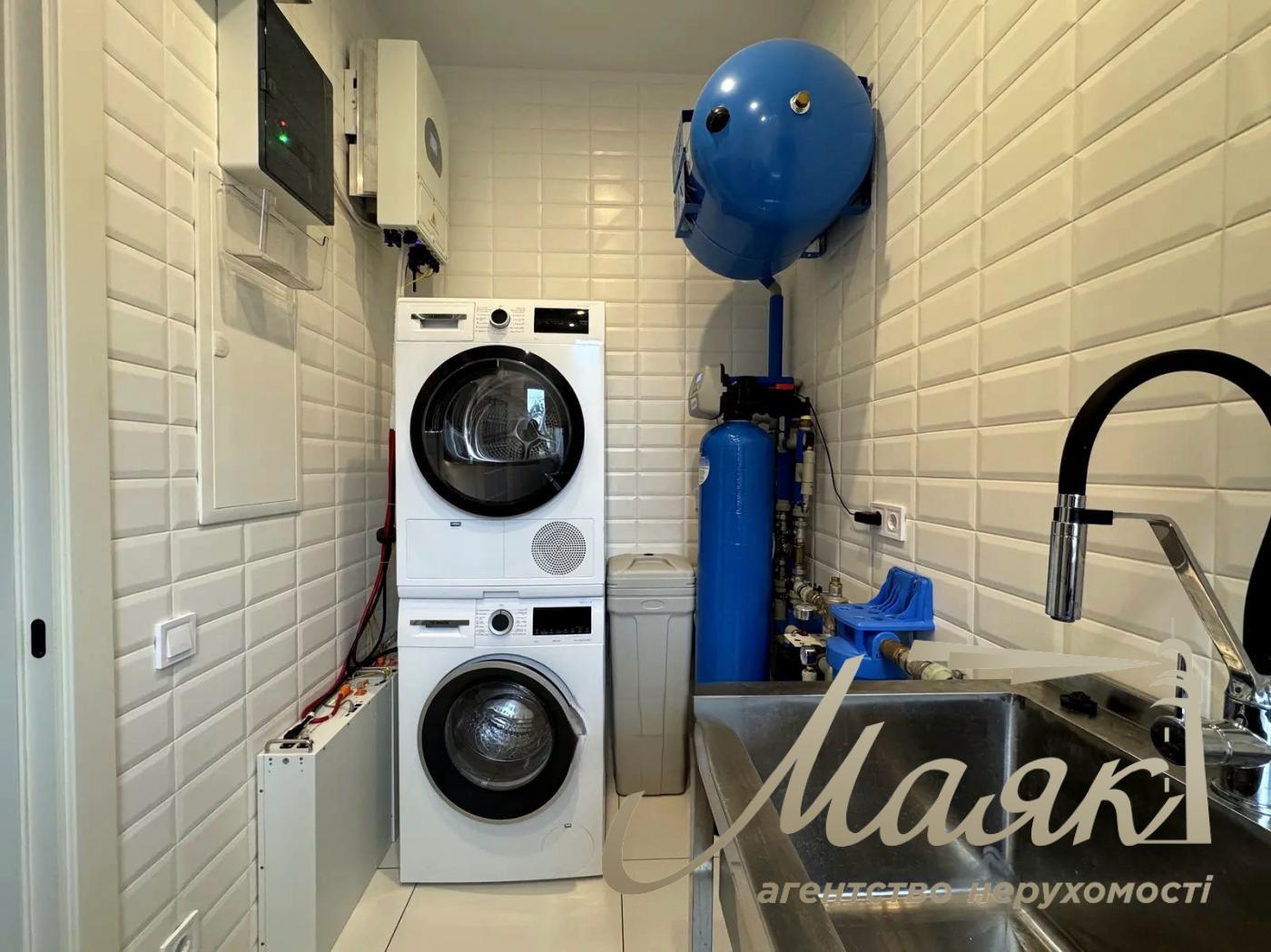 Оренда будинку 160 м² з повною автономністю та власним укриттям у с. Іванковичі