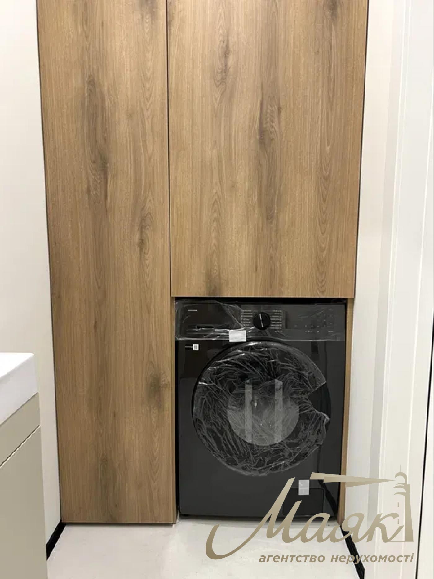 Продажа 2-комнатной квартиры ЖК Варшаский 3, ул. Змиенко