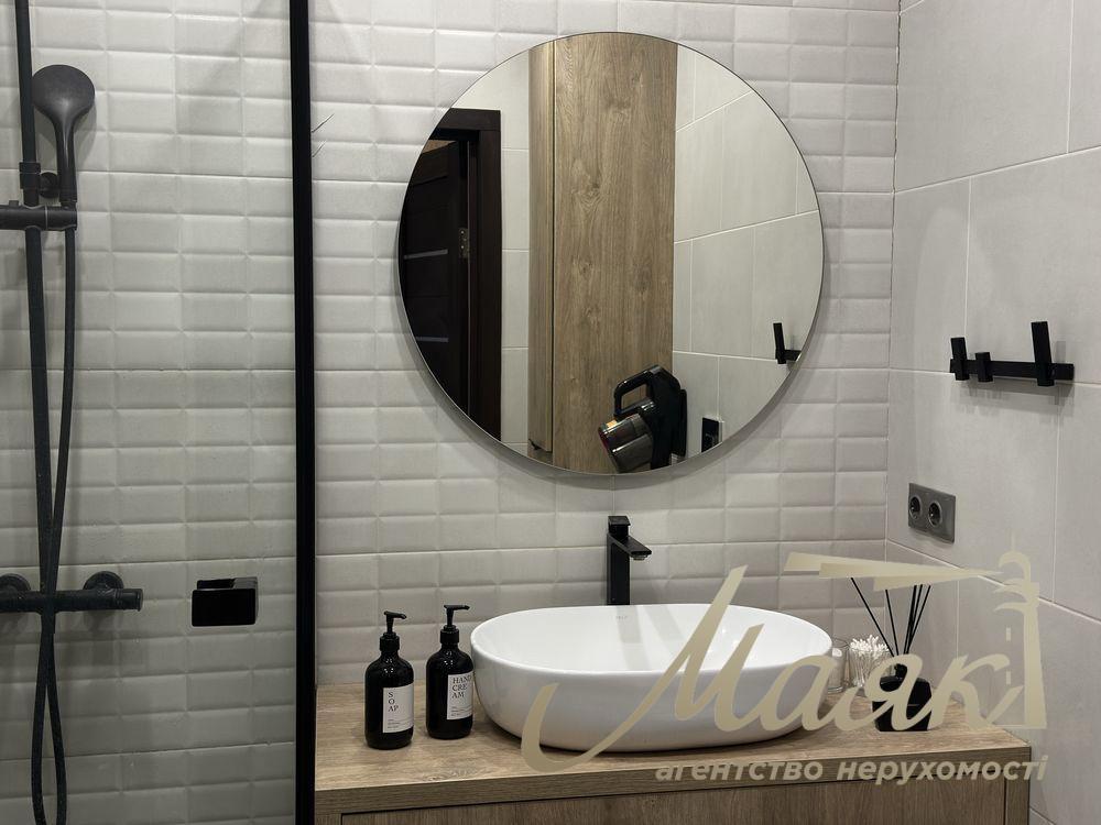 Продажа 1-комнатной квартиры — 46,9 м², ЖК «Паркленд», Голосеевский район Киева.